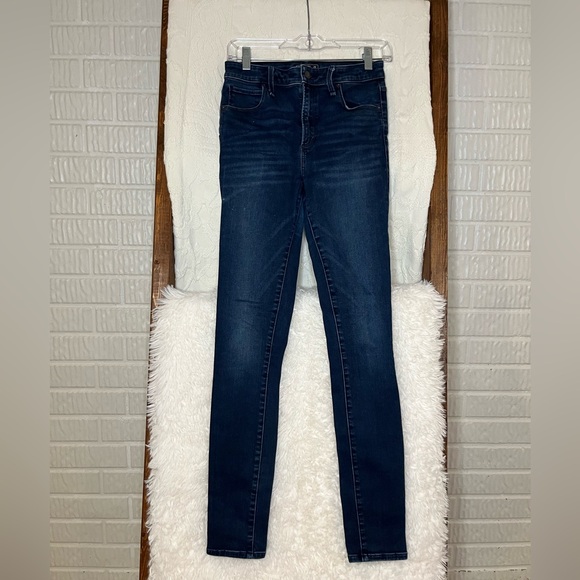 Abercrombie & Fitch Denim - Abercrombie & Fitch Dark Blue Women’s 2 Skinny Jeans